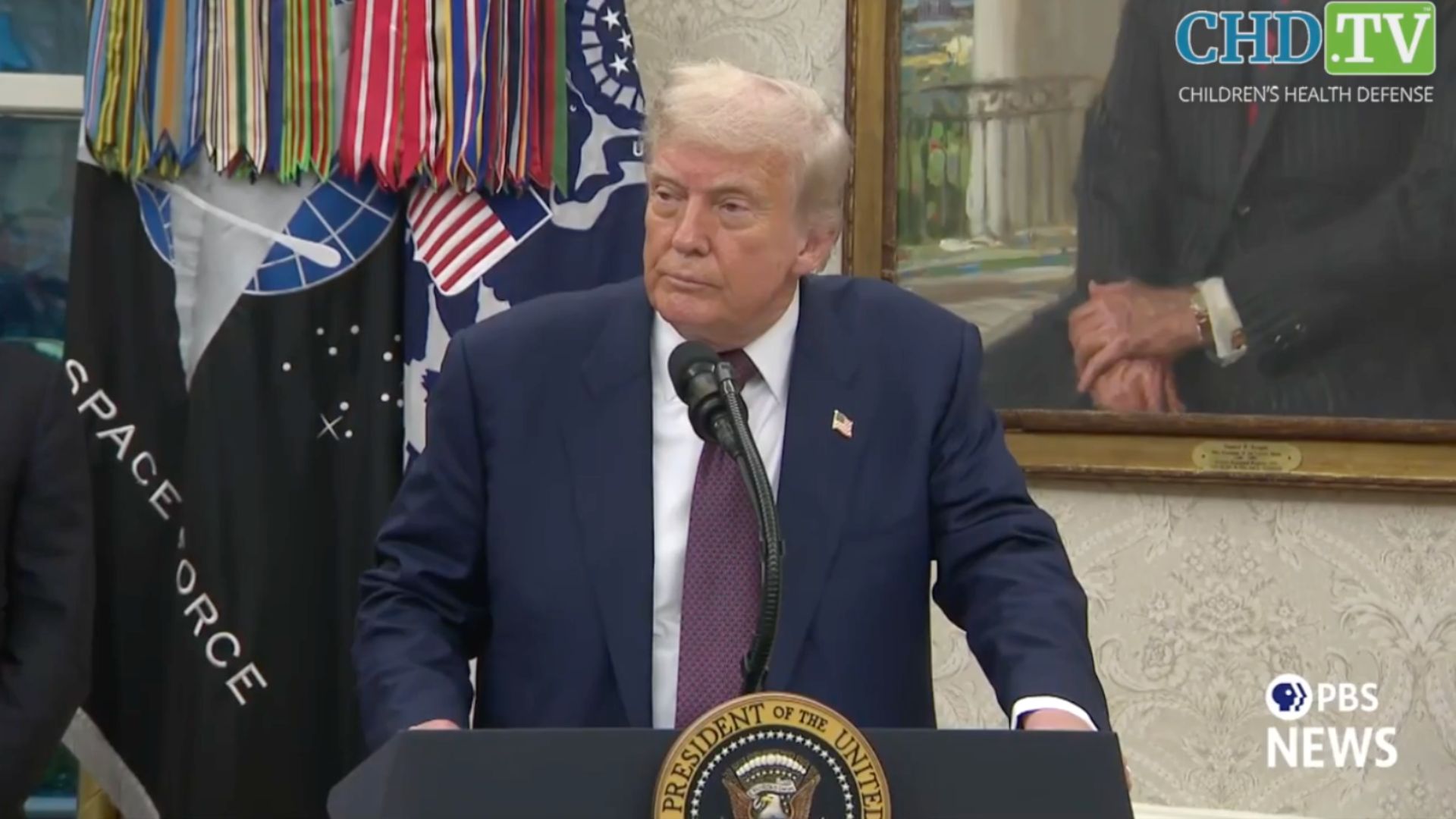 Trump Says ‘We’re Looking for Other Answers’ After RFK Jr. Cancels $500MN for mRNA Research