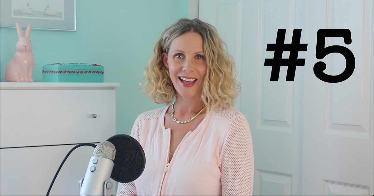 ‘Fauci’ Plays Uno, Taco Bell Delivers Shots, Hochul’s Vaccination Religion + More