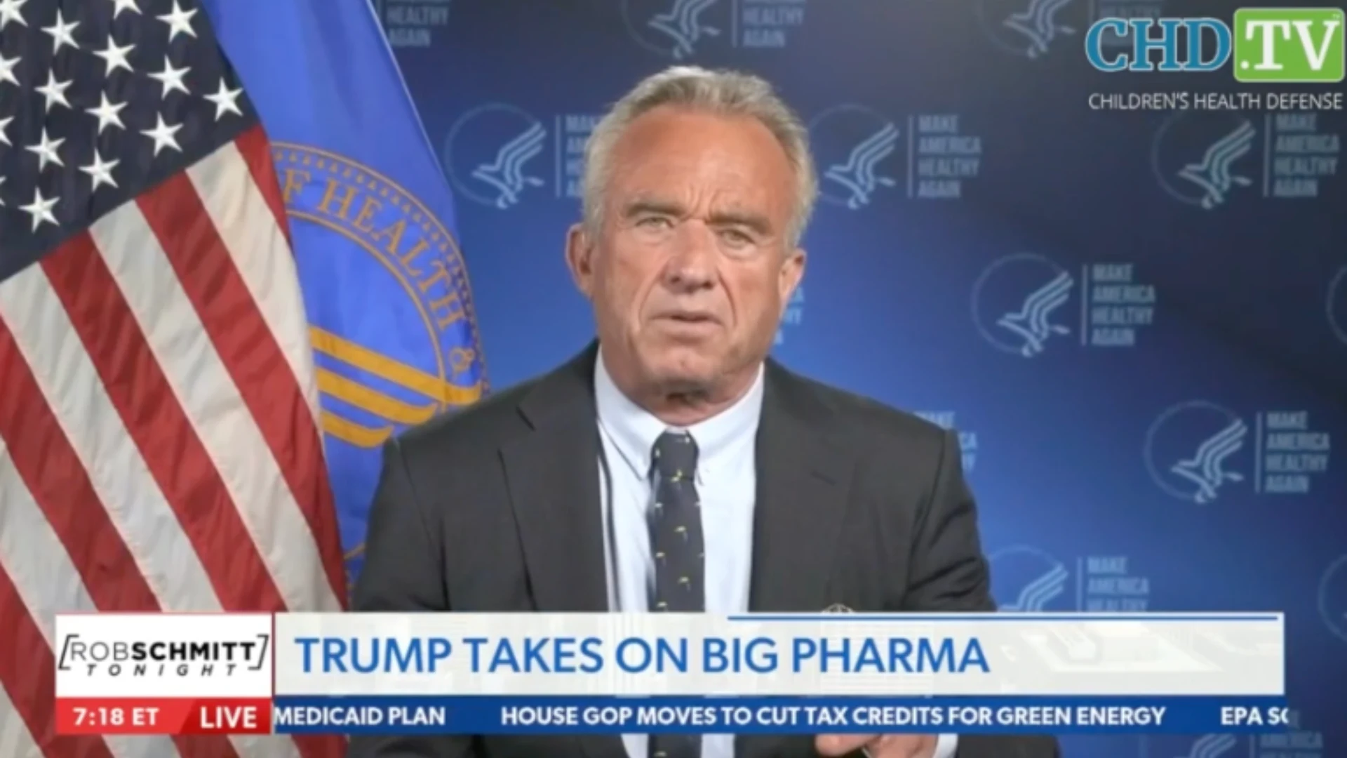 Trump Signs Order to Slash Drug Pricing