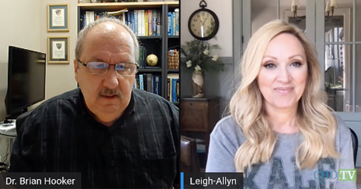 Ex-Disney + ‘Will & Grace’ Star Leigh Allyn-Baker Risks Career, Joins Fight for Freedom